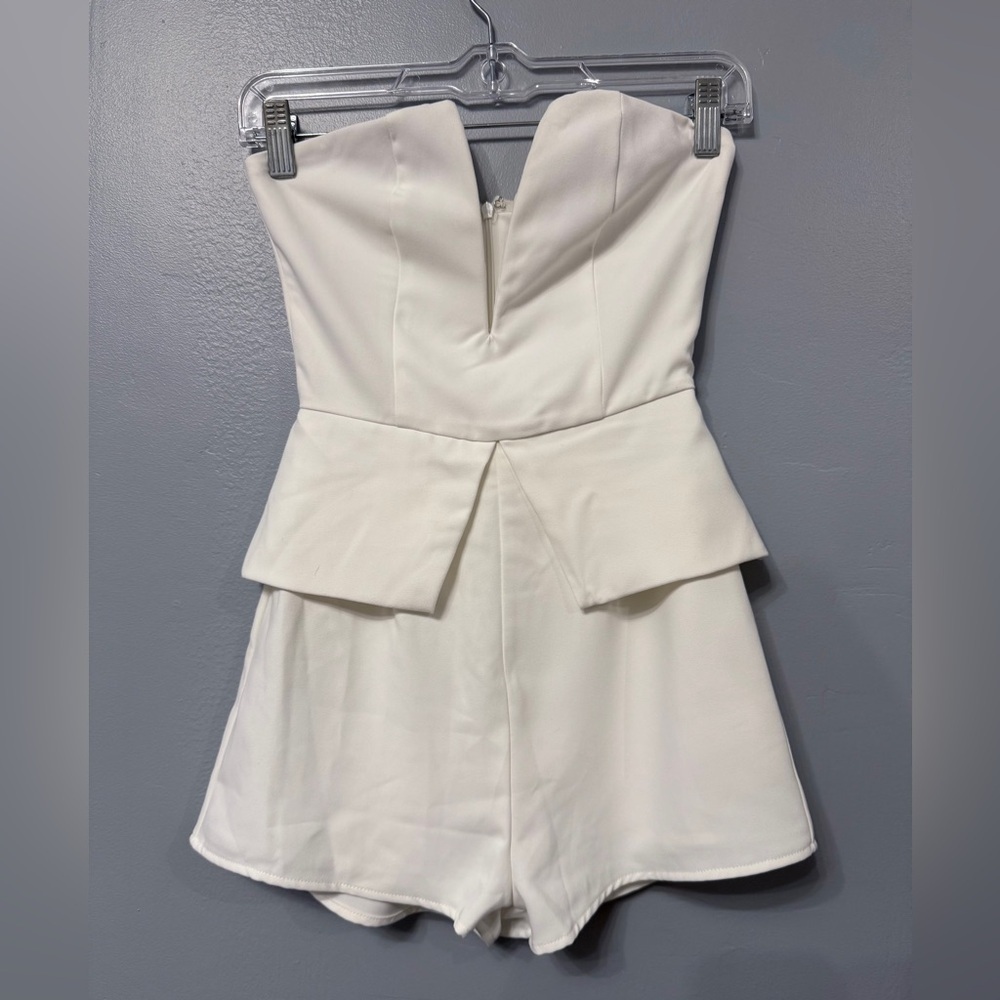 #5) Elegant White Strapless Jumpsuit